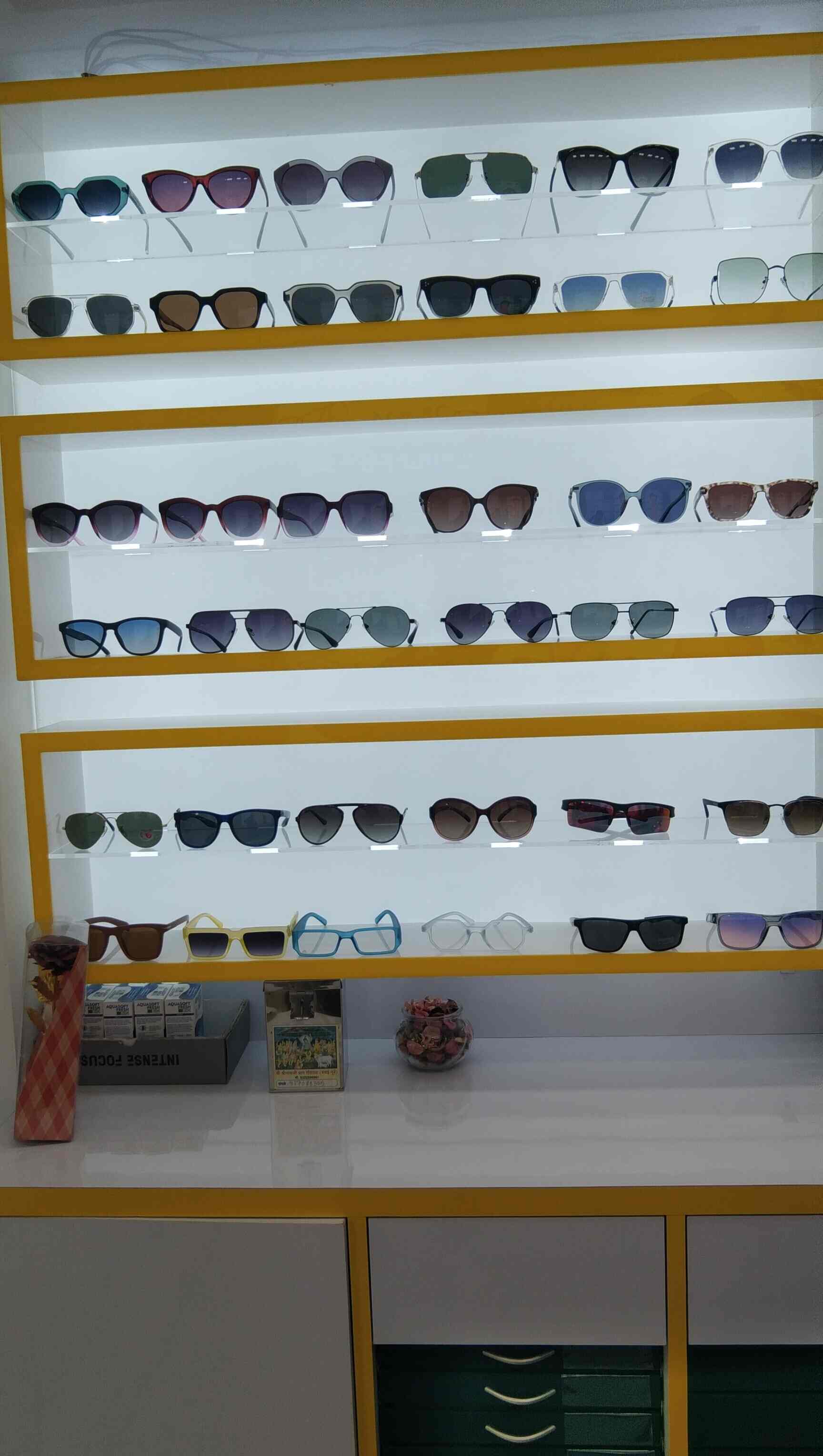 Chashmish Optics In Malad West Mumbai Best Opticians In Mumbai Justdial