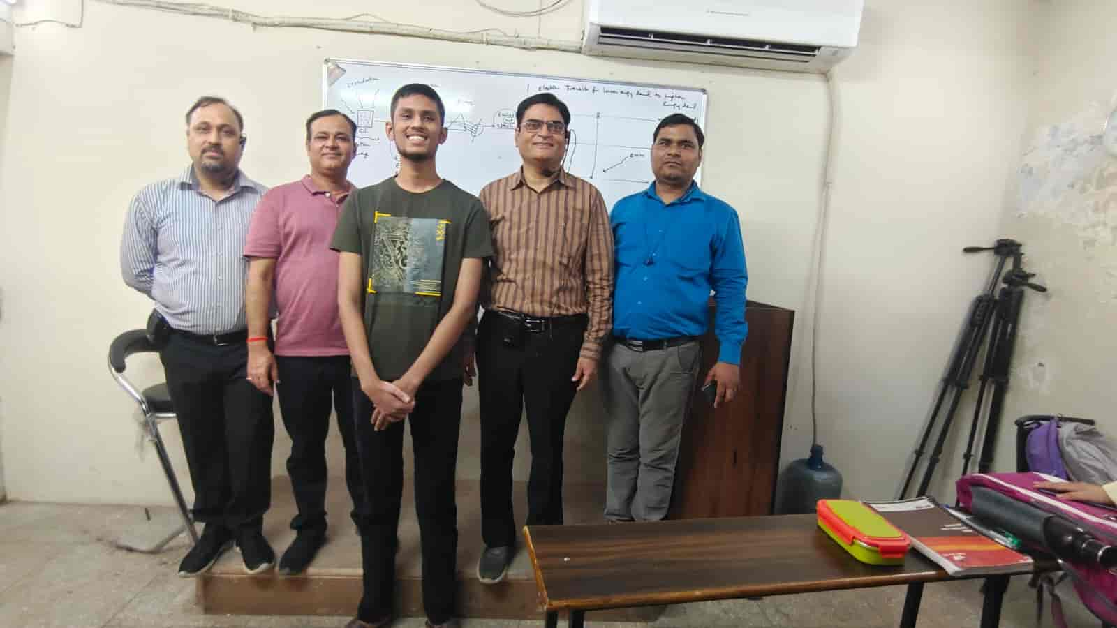 Top 20 IIT JEE Coaching in Agra Best IIT JEE Classes Justdial