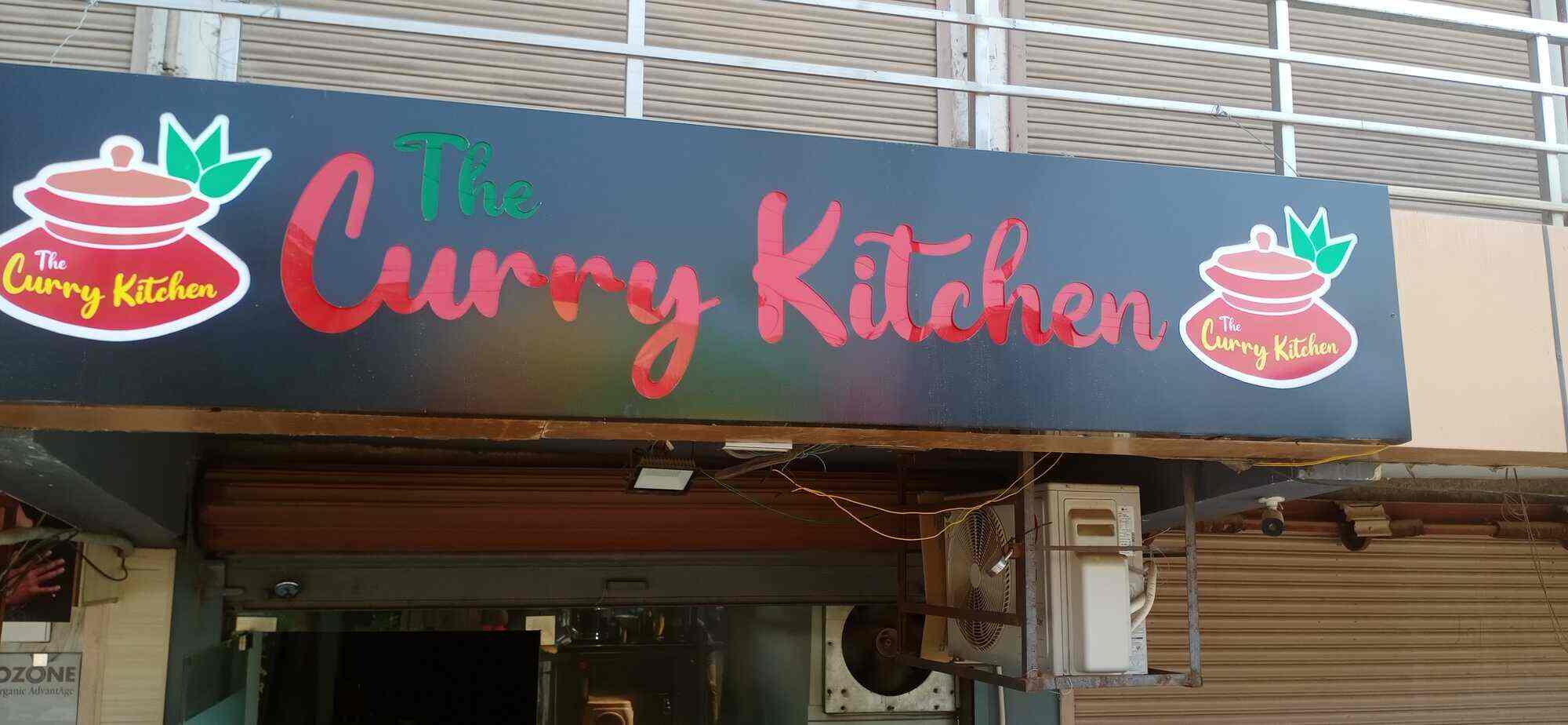 Curry kitchen hot sale