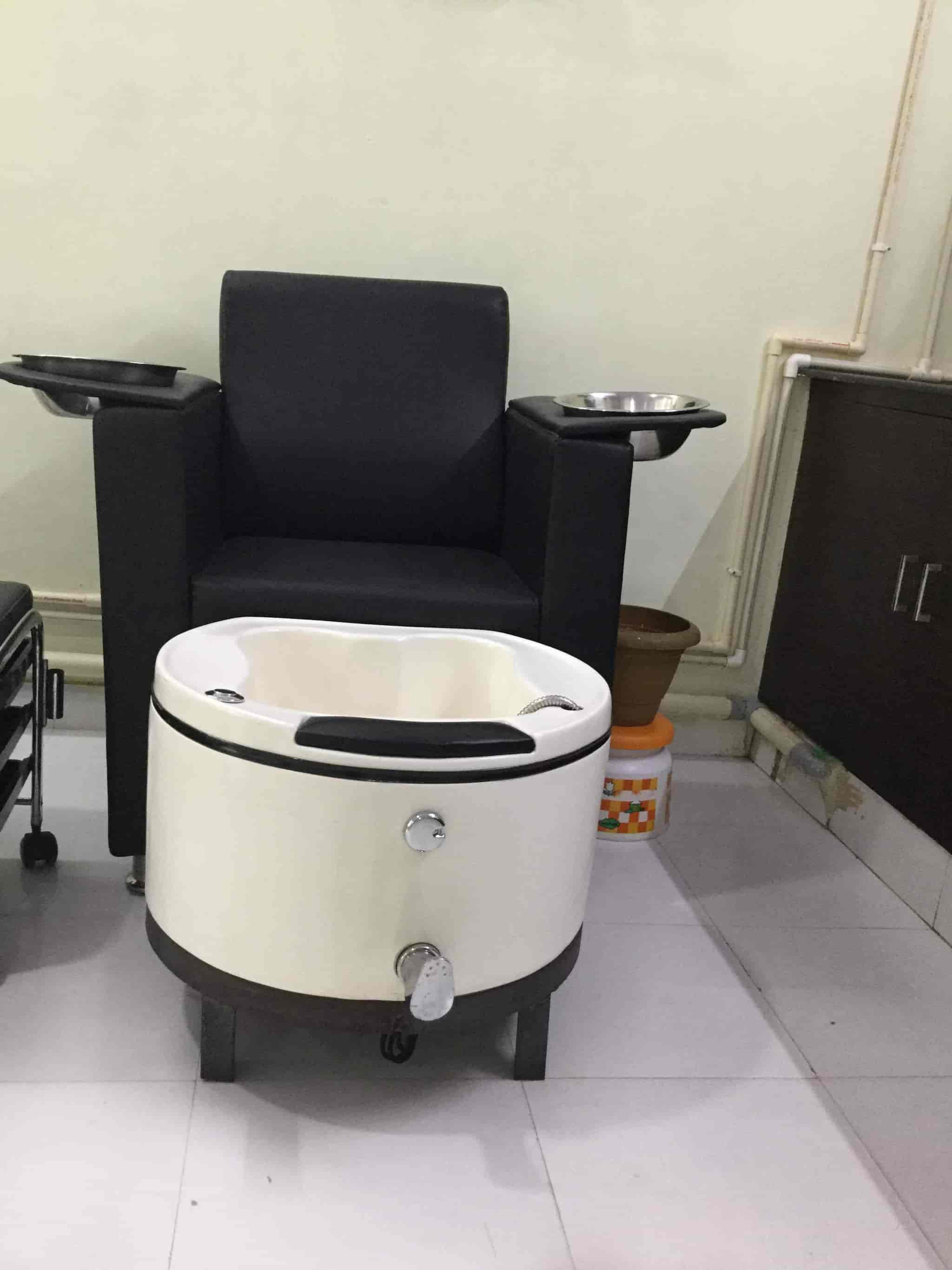 Beauty Salon in Dayal Bagh,Agra Best Beauty Parlours For