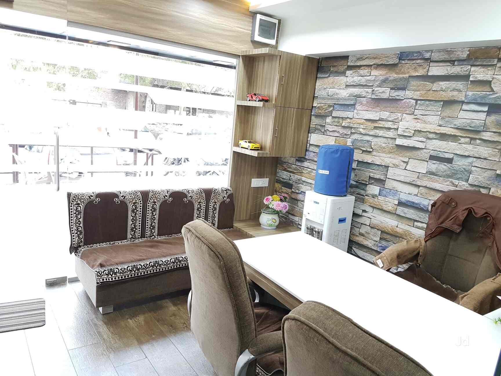 Top Second Hand Luxury Car Dealers in Maninagar Best Used Luxury Car