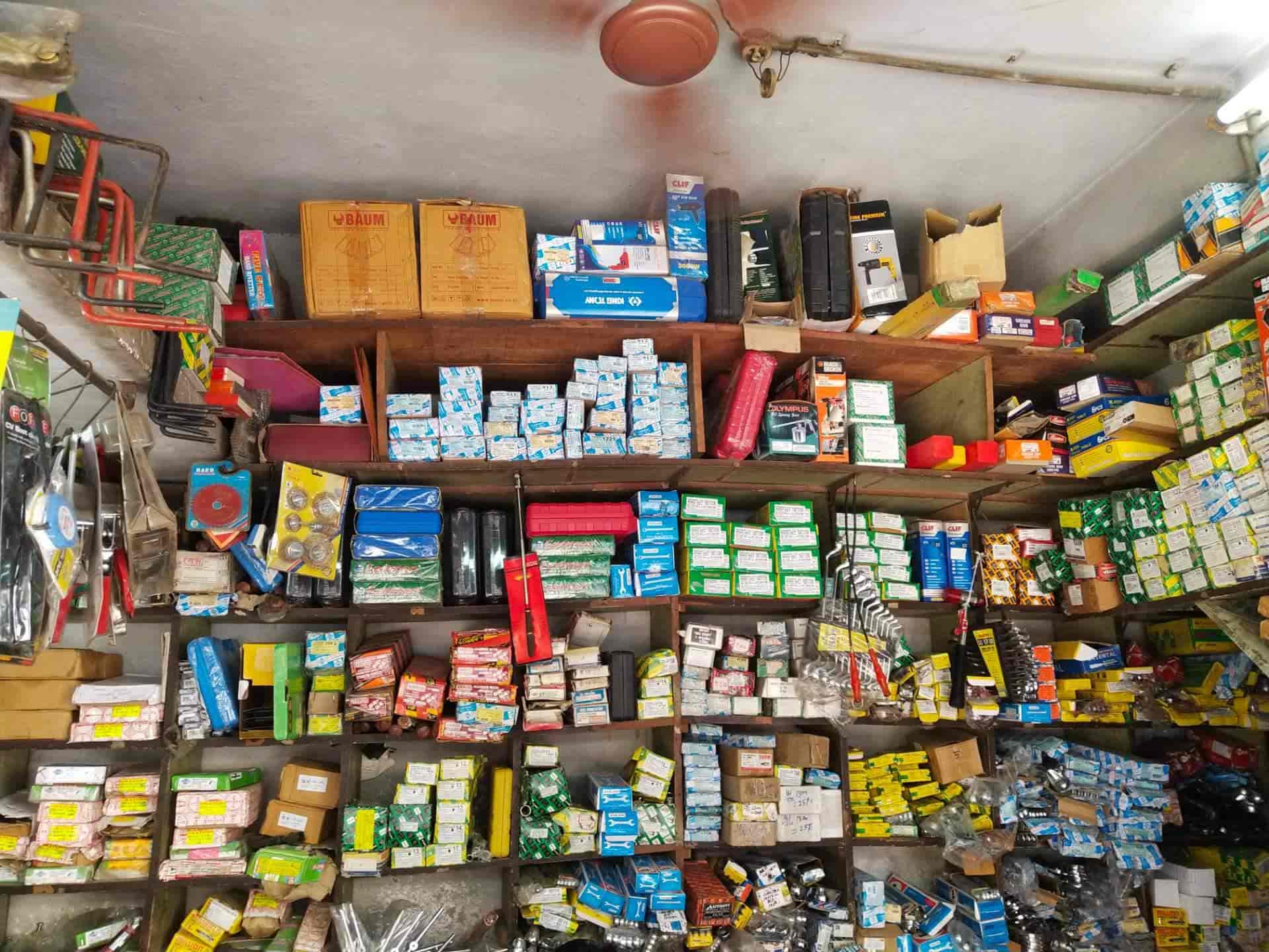 Paras Traders in Mirzapur,Ahmedabad Best Garage Tool Dealers in