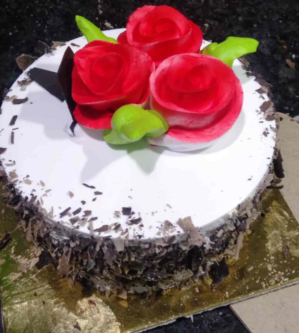 Samrat Bakery in Behrampura,Ahmedabad Best Cake Retailers in