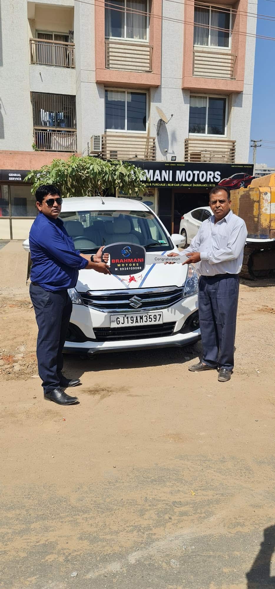 Top Second Hand Luxury Car Dealers in Maninagar Best Used Luxury Car