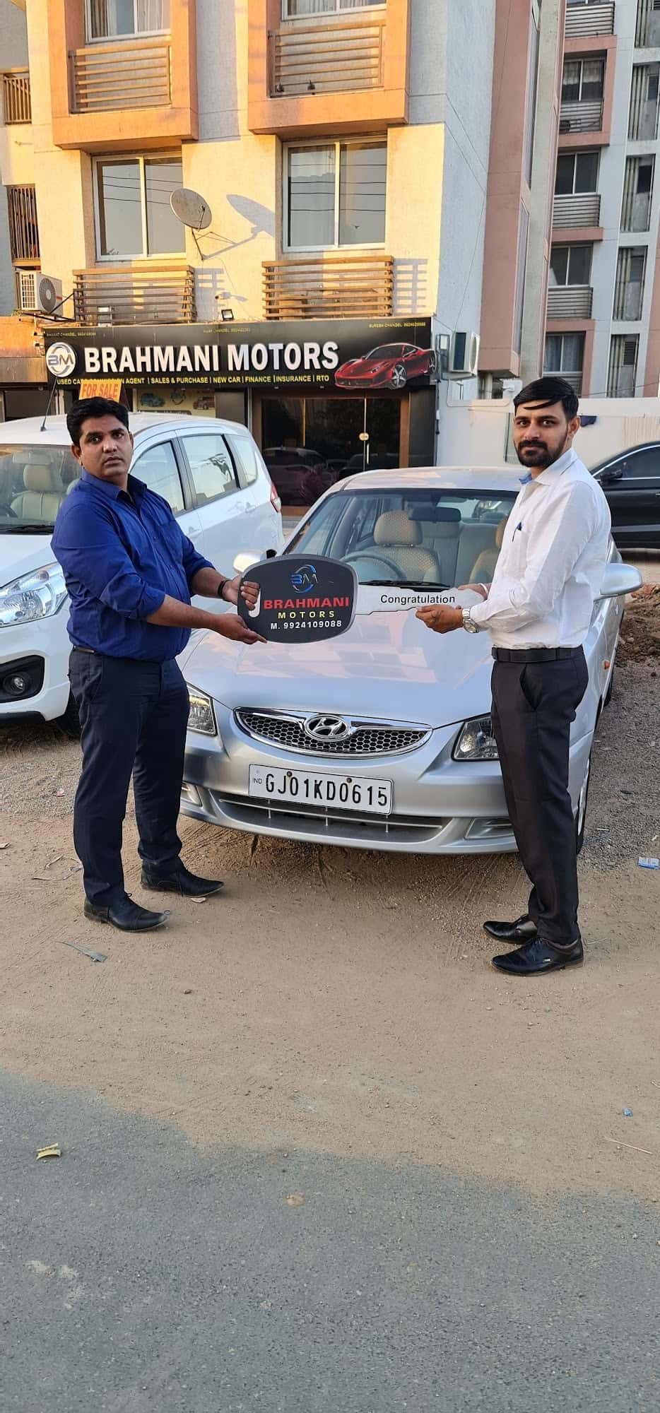 Top Second Hand Luxury Car Dealers in Maninagar Best Used Luxury Car