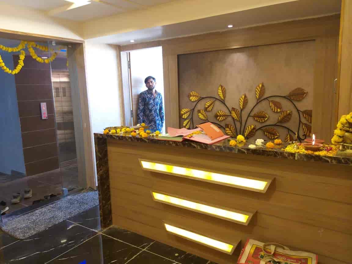 Book Hotel Royal King By Sky Stays in Chandkheda,Ahmedabad Best