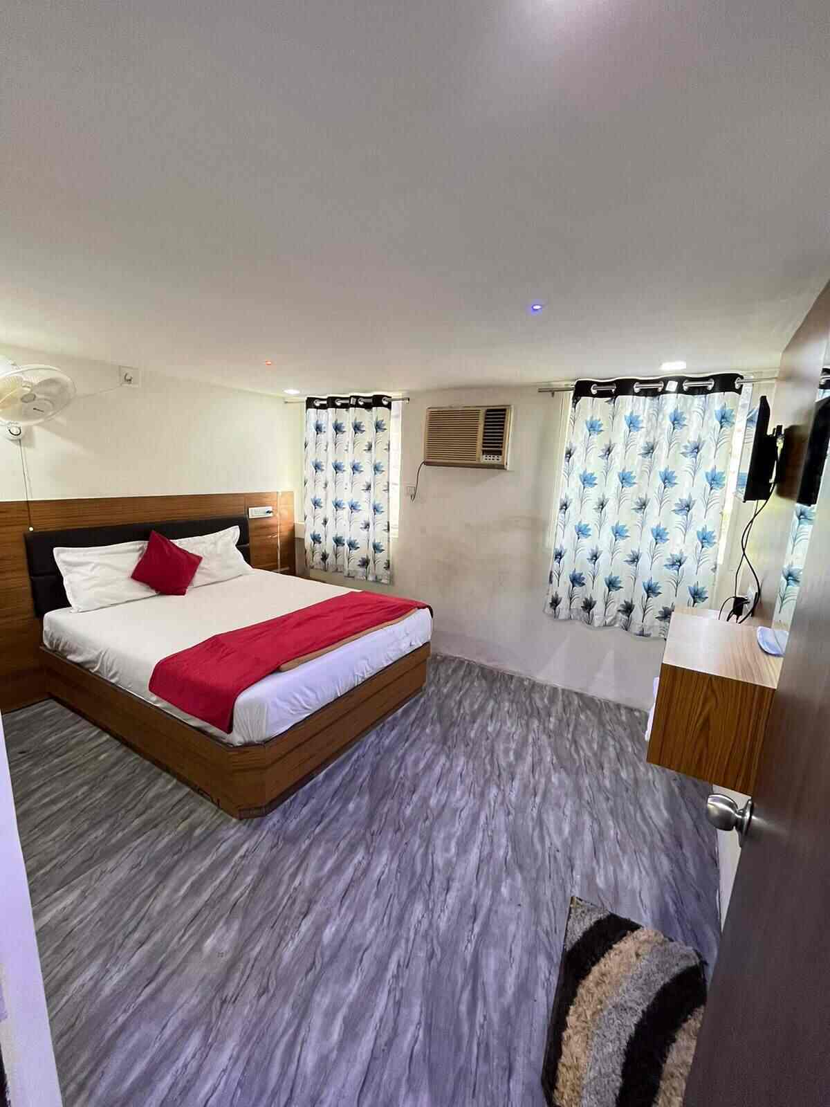 Book Hotel KP in C G Road,Ahmedabad Best Apartment Hotels in