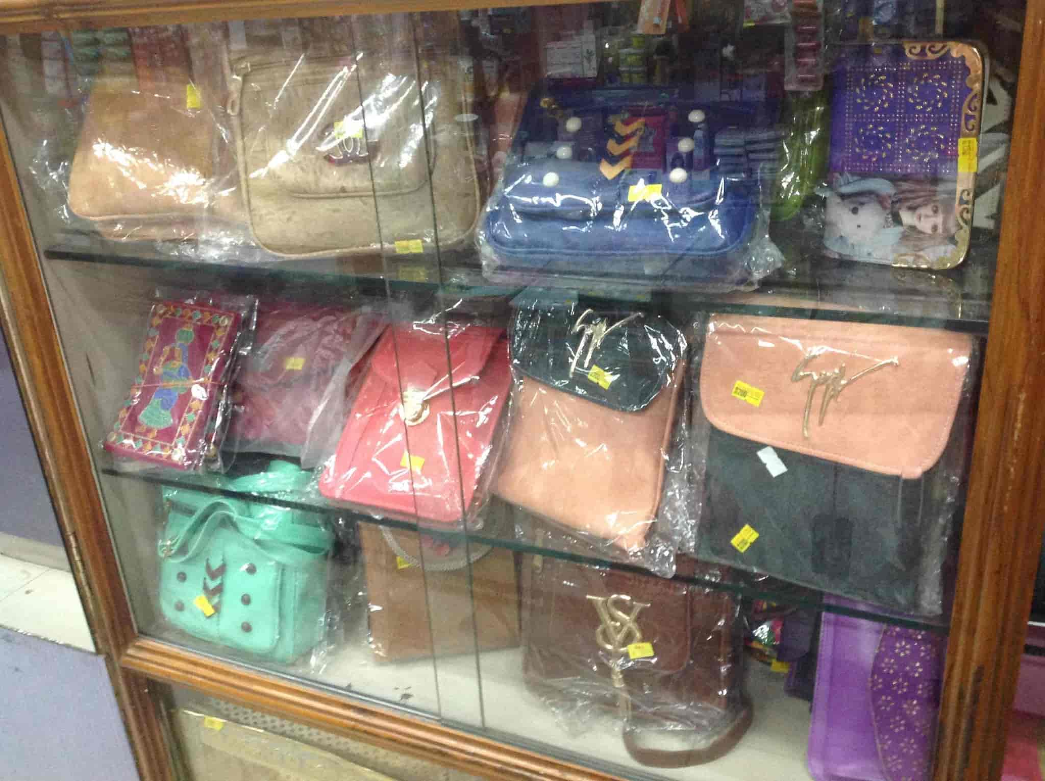 Siddhi Fashion Stores in Vasna,Ahmedabad Best GarnierCosmetic