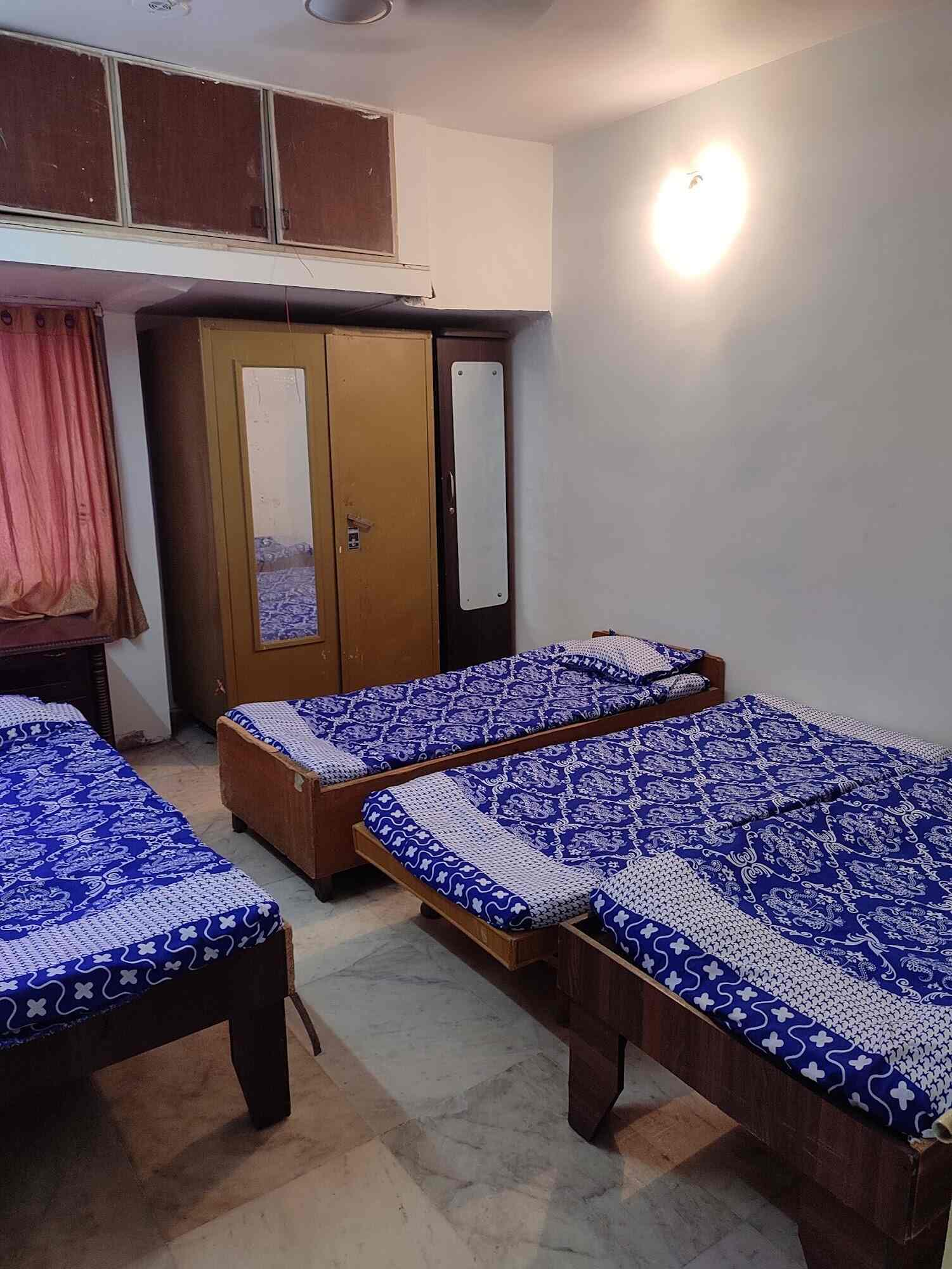 Book Dream Home Pg in University Area,Ahmedabad Best Hostels in