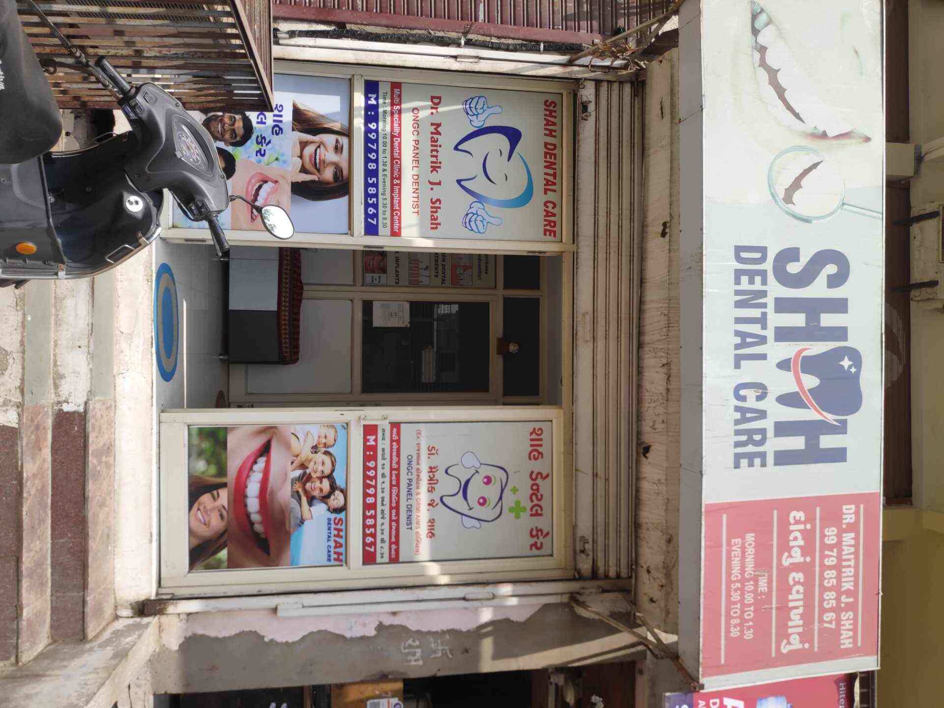 leading dental implant center in Dwarka - The Six Figure Challenge