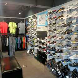 Top Adidas Shoe Dealers near Agarwal Mall Sarkhej Gandhinagar Highway Best Adidas Shoes Justdial