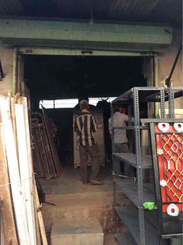 Top Second Hand Furniture Dealers in New C G RoadChandkheda,Ahmedabad Best Second Hand