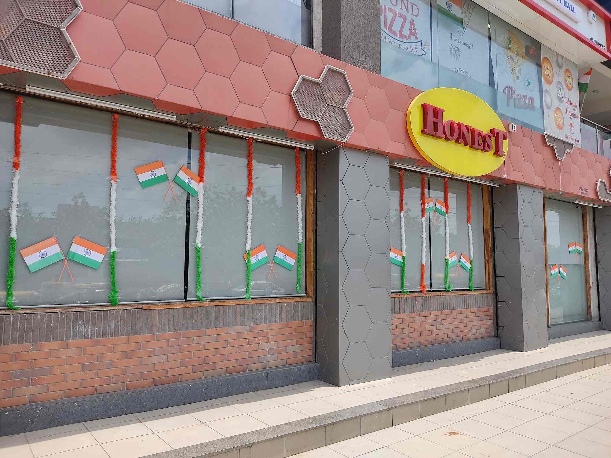 Honest Restaurant in Subhash Bridge,Ahmedabad - Order Food Online - Best  Restaurants in Ahmedabad - Justdial