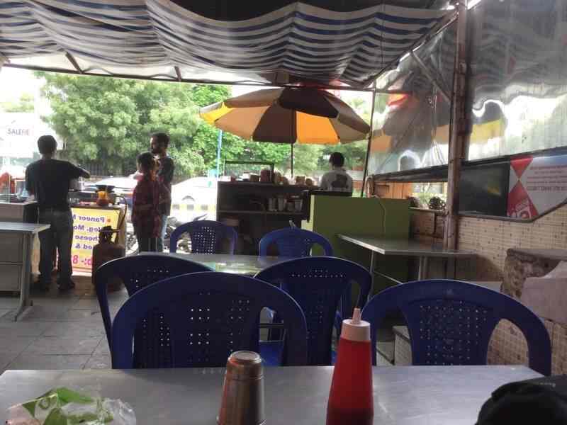 Pooja Sandwich Pizza in Vastrapur,Ahmedabad Best Pizza Outlets in