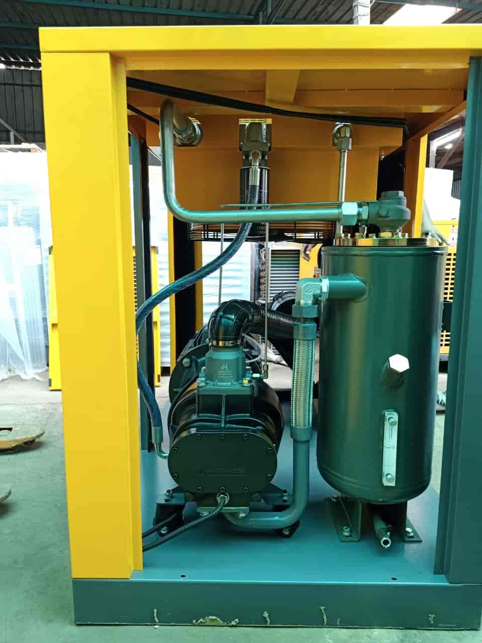 Top Reciprocating Air Compressor Dealers in Rajkot रेसिप्रोकेटिंग एयर