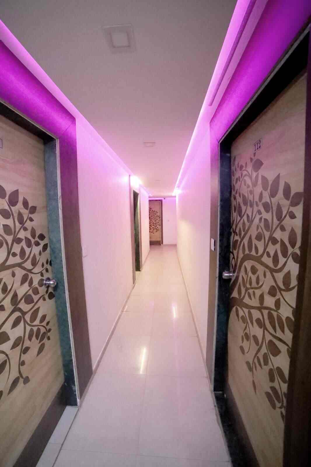 Book Hotel Apollo in C G Road,Ahmedabad Best Hotels in Ahmedabad