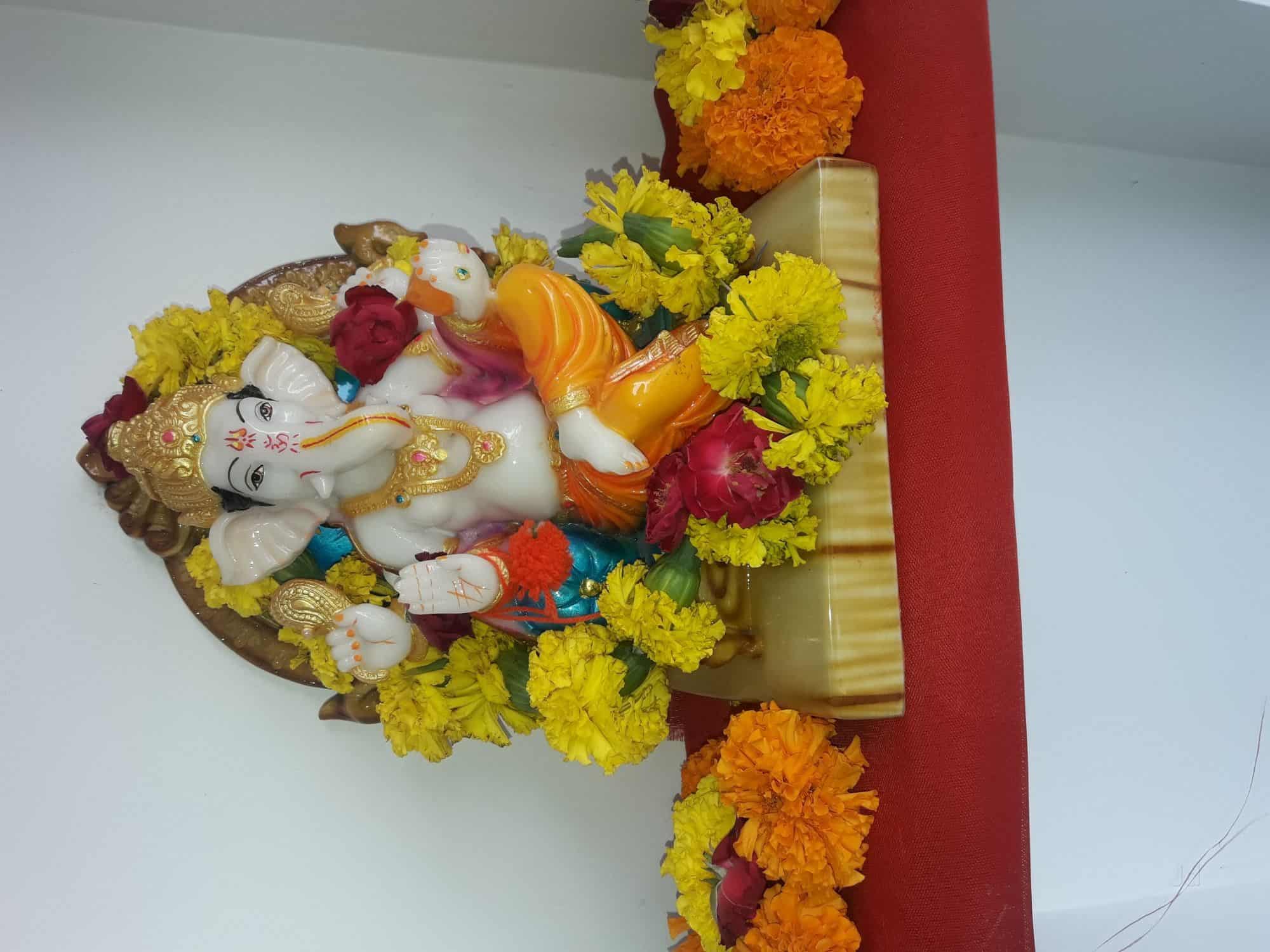 Satguru Auto in Naroda,Ahmedabad Best Second Hand Car Dealers in