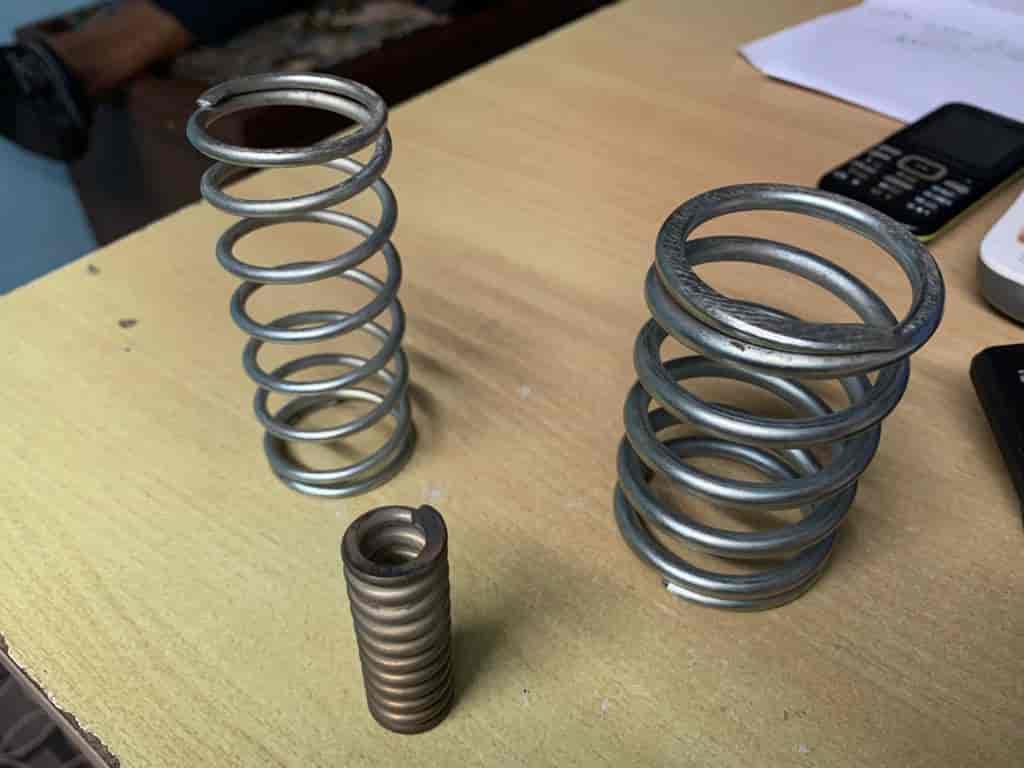 Top Spring Roll Manufacturers in Rajkot स्प्रिंग रोल मनुफक्चरर्स