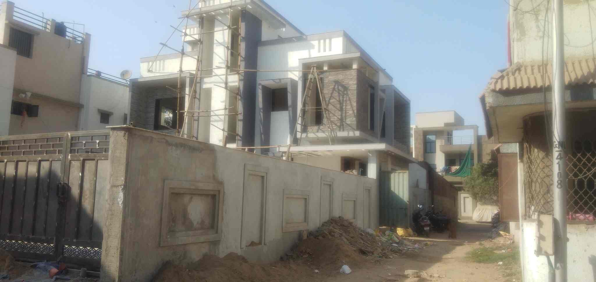 Yusra Construction in Danilimda,Ahmedabad Best Civil Contractors For