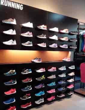 nike factory outlet himalaya mall