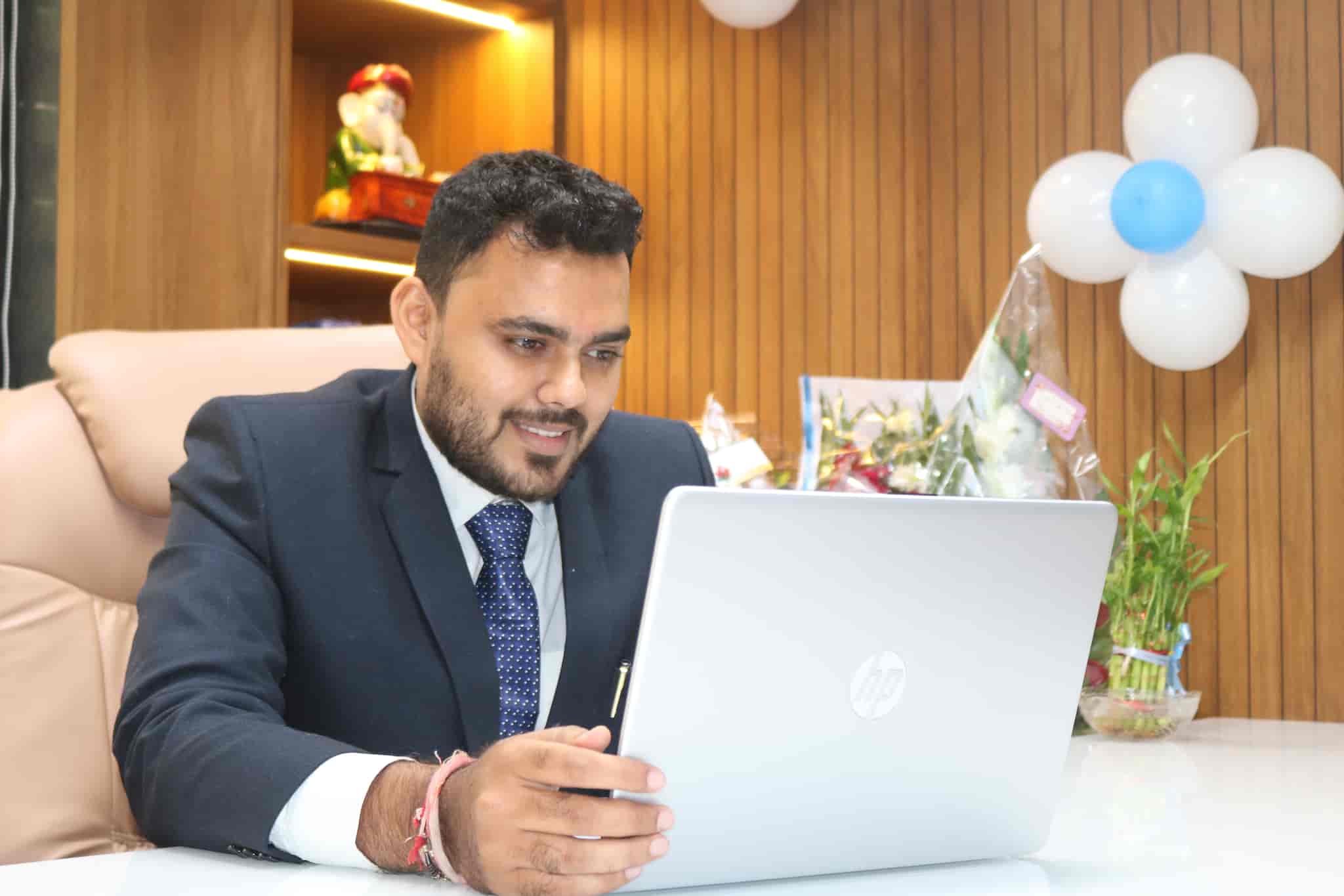 Jinang Shah - Image 2