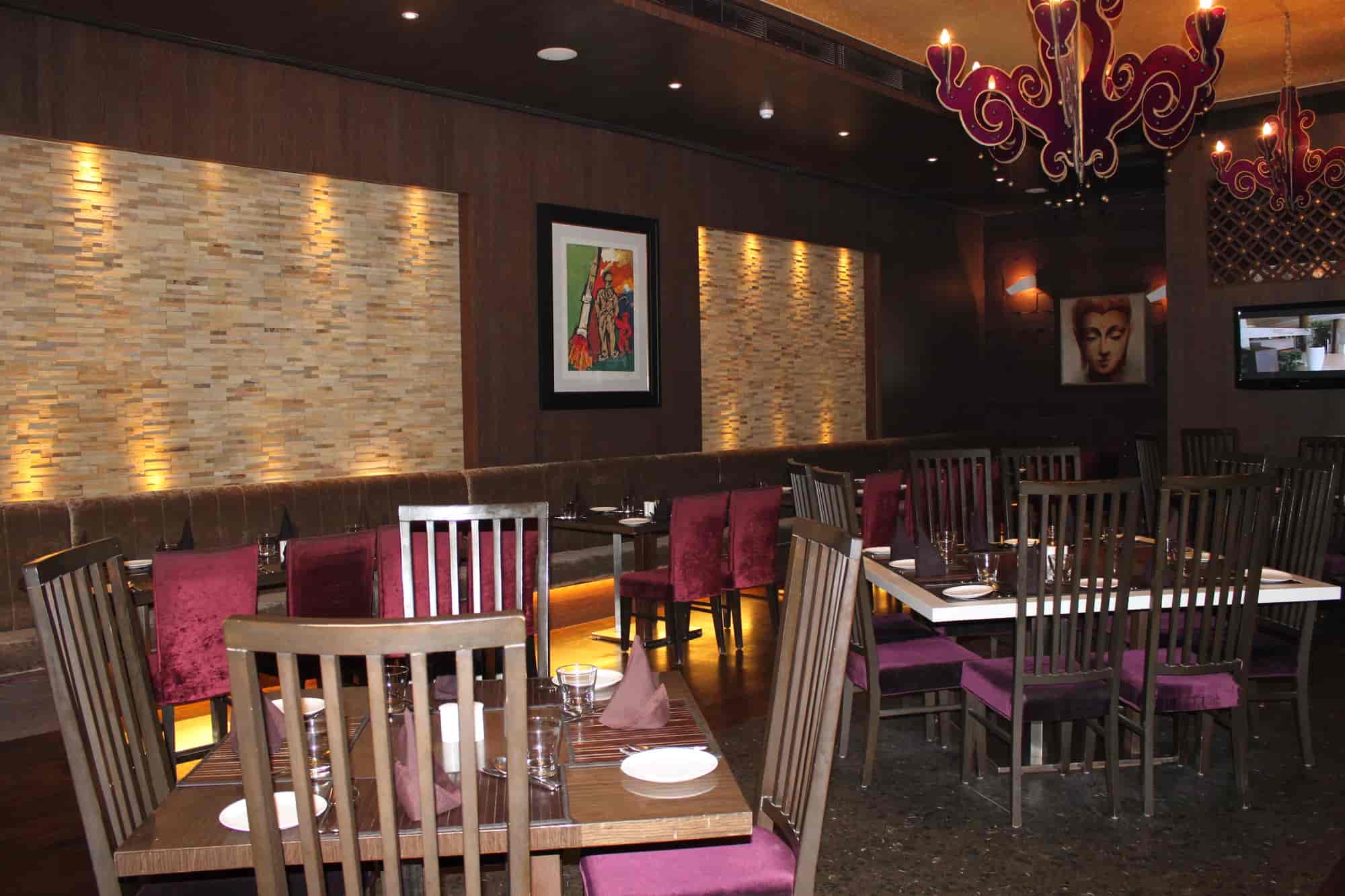 Top Aus Vs Ind Cricket Live Screening in Prahladnagar, Ahmedabad near