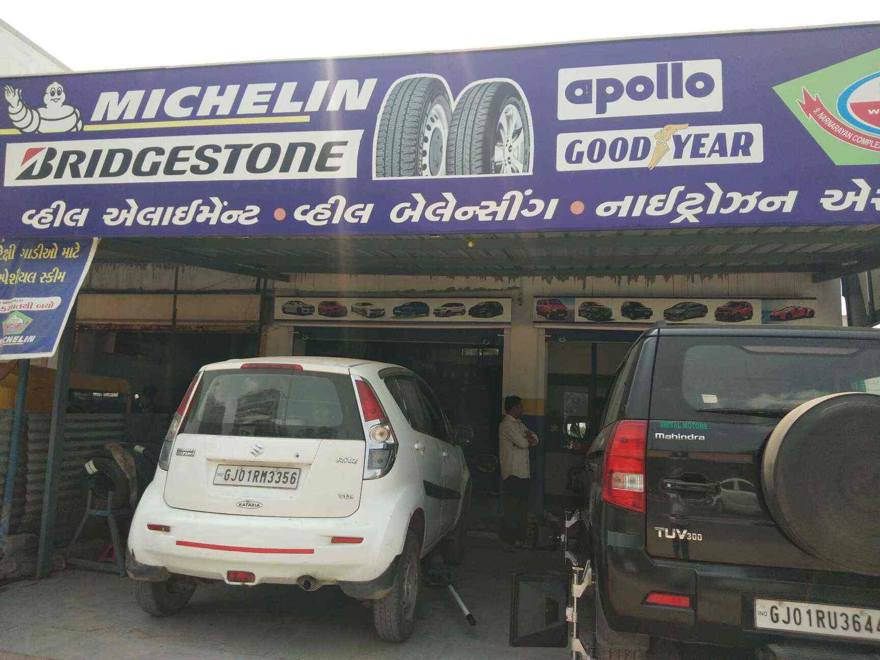 United Tyre Sales Service in Juhapura,Ahmedabad Best Car Tyre Dealers