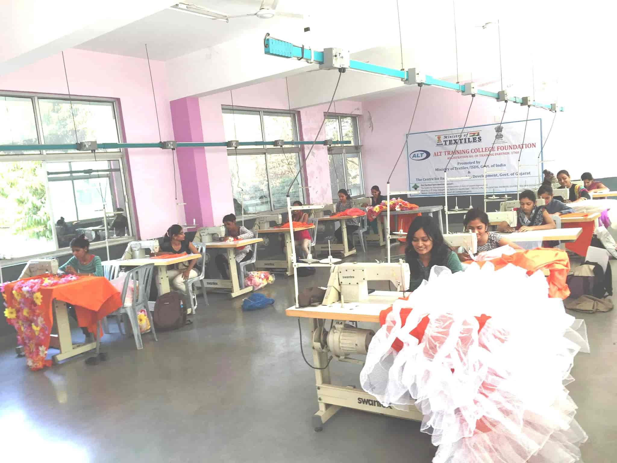 dress designing course near me Top Fashion Institutes in Maninagar - Best Institutes For Part Time Fashion Designing designer course Nail Polish Colors for discountable_uk Size:US 6 (L)