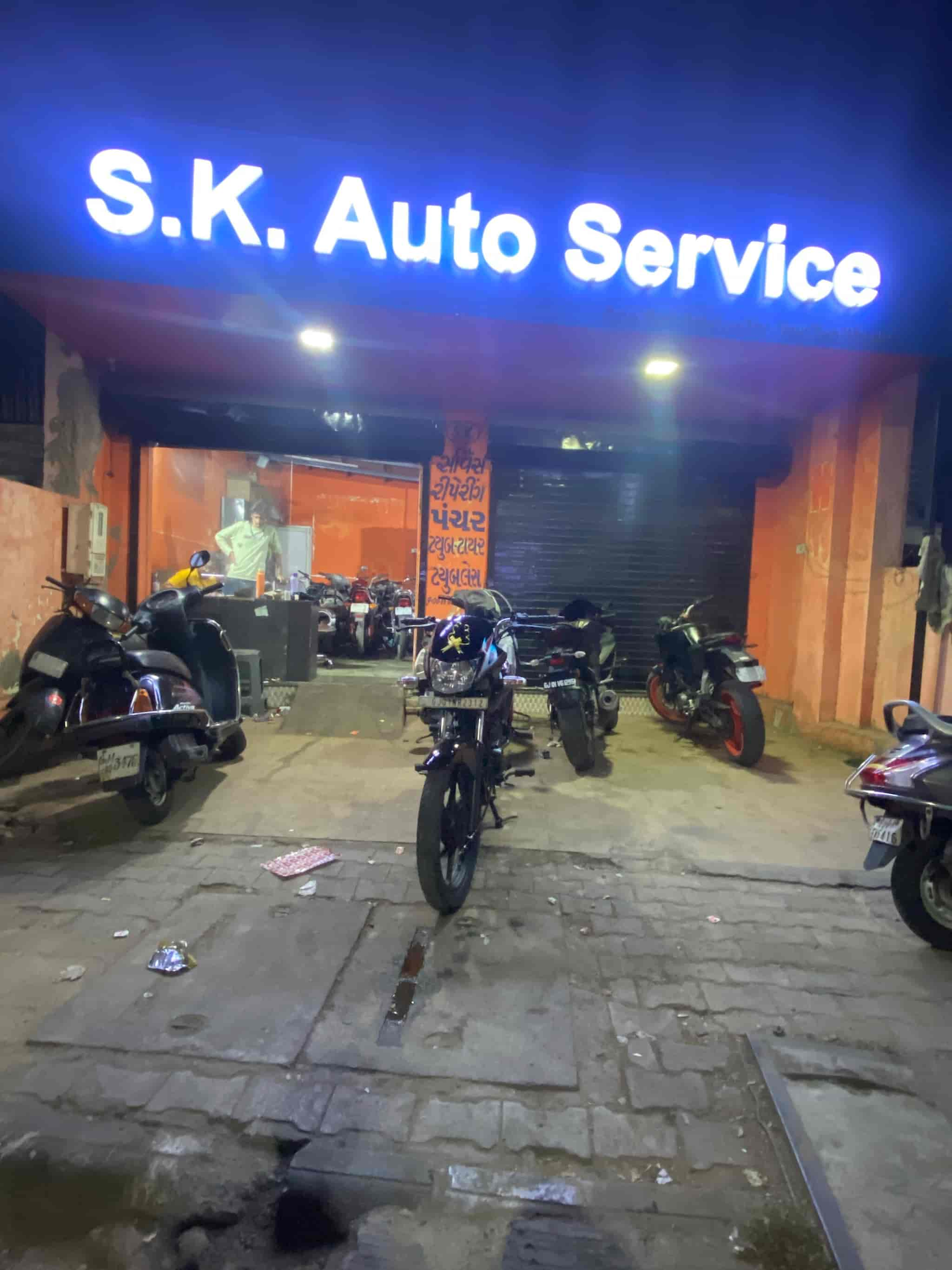 Bajaj avenger service centre near me sale