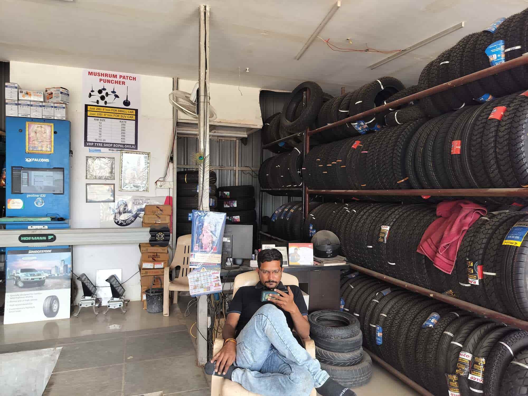 Vhp Tyre Shop in Bopal,Ahmedabad Best Car Tyre Dealers in Ahmedabad