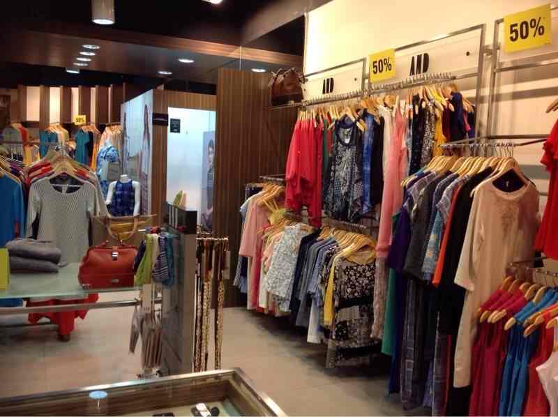 best ladies dress shop in ahmedabad Mom & Me Maninagar