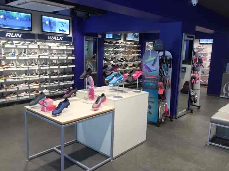 skechers cg road