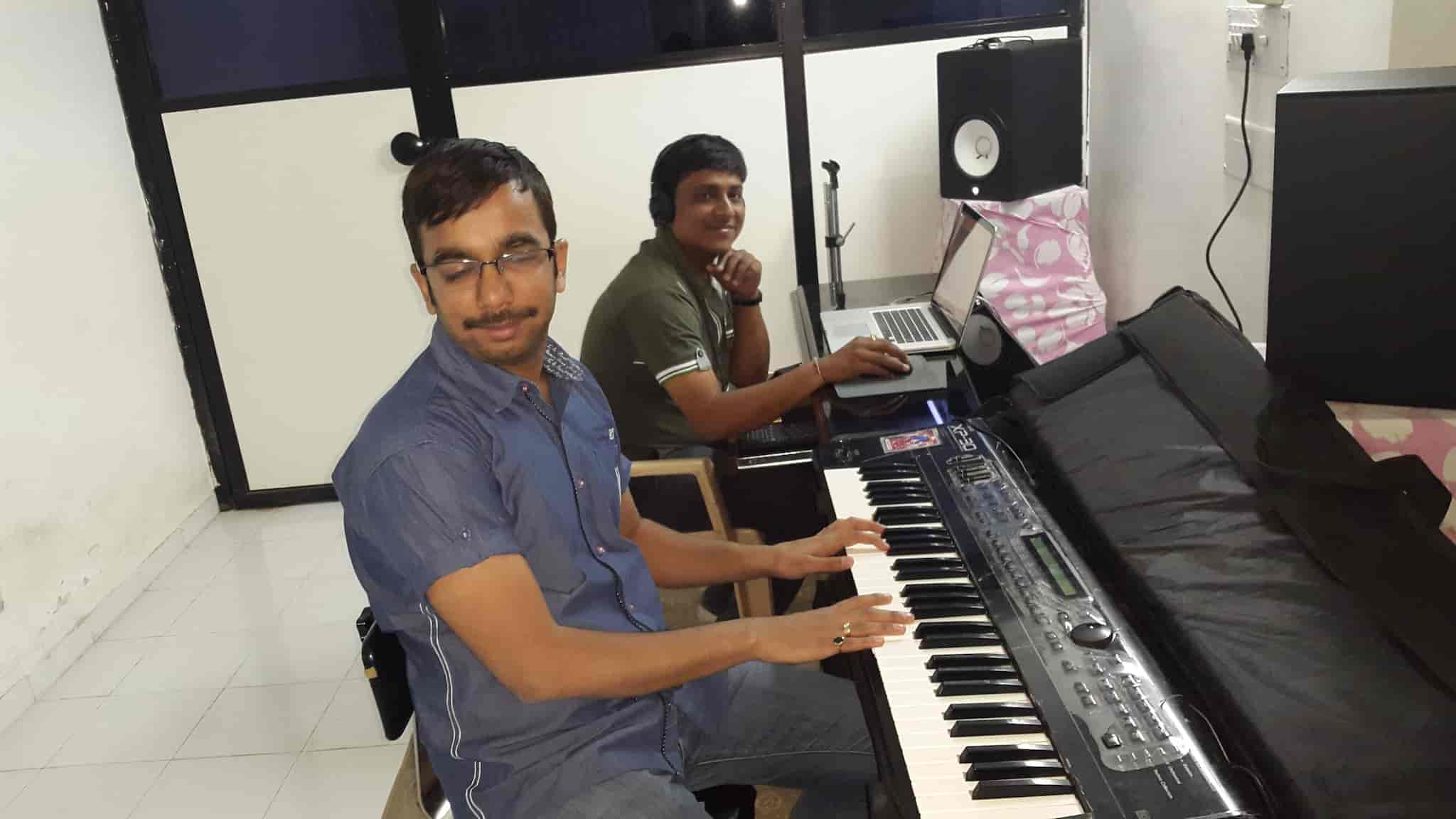 Rhythmonic in South Bopal,Ahmedabad Best Music Classes in Ahmedabad