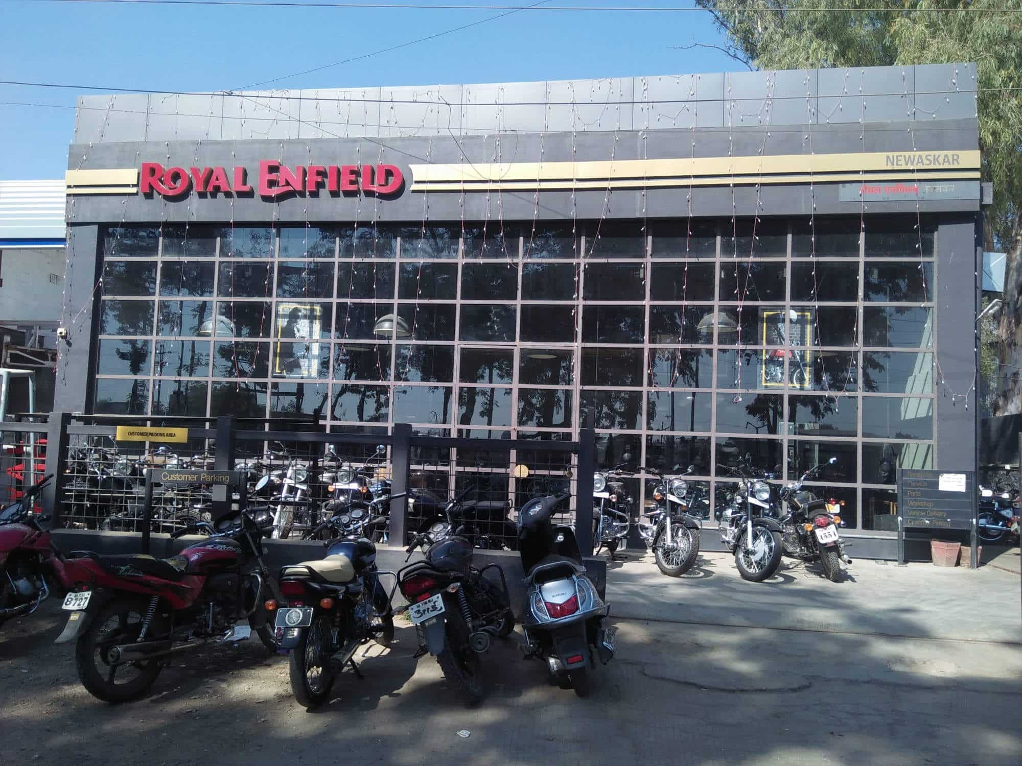Royal enfield outlet showroom wakdewadi