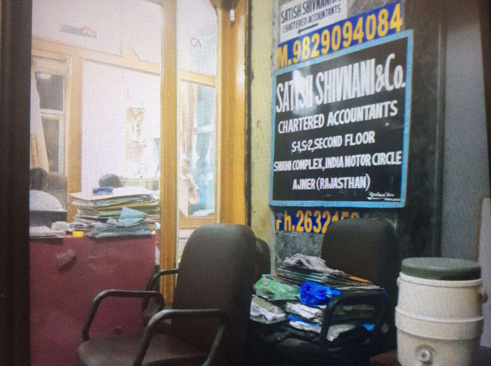 Satish Shivnani & Co