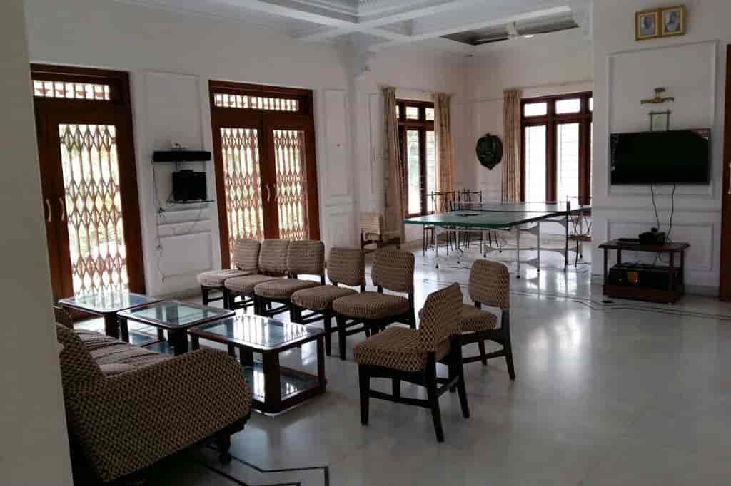 Book Narweker Farms in Kihim,Alibaug Best Farm House On Rent For