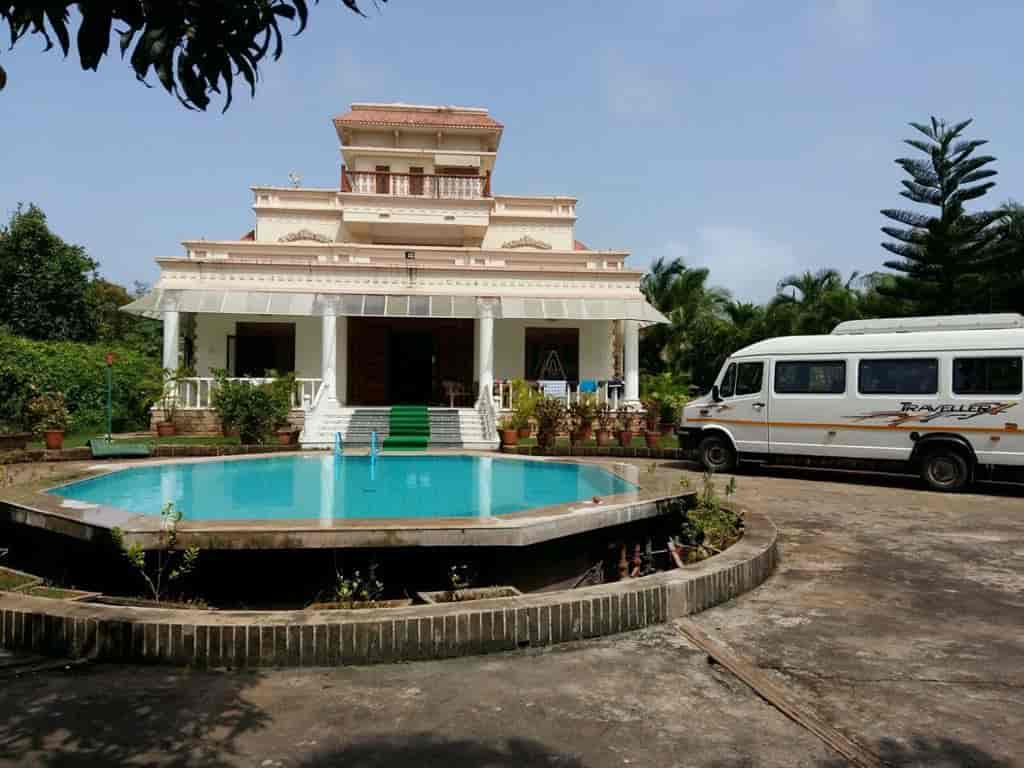 Book Narweker Farms in Kihim,Alibaug Best Farm House On Rent For