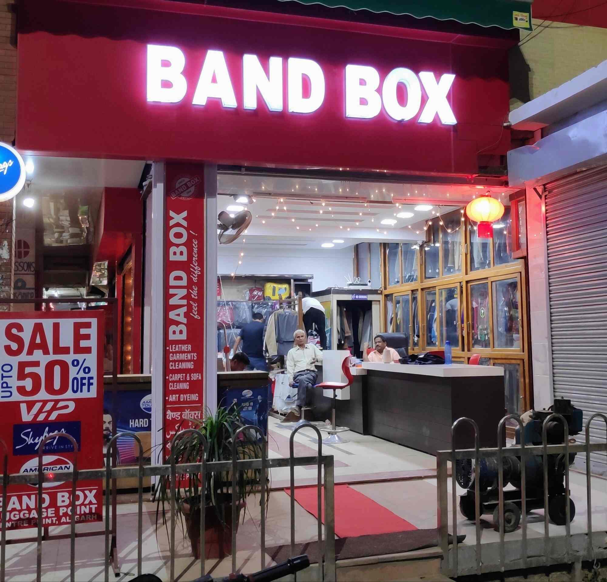 BAND BOX Luggage Point in Centre Point,Aligarh Best Dry Cleaners in