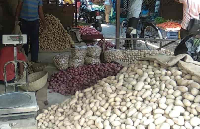 Naini Sabzi Mandi in Naini,Allahabad - Best Vegetable Vendors near ...