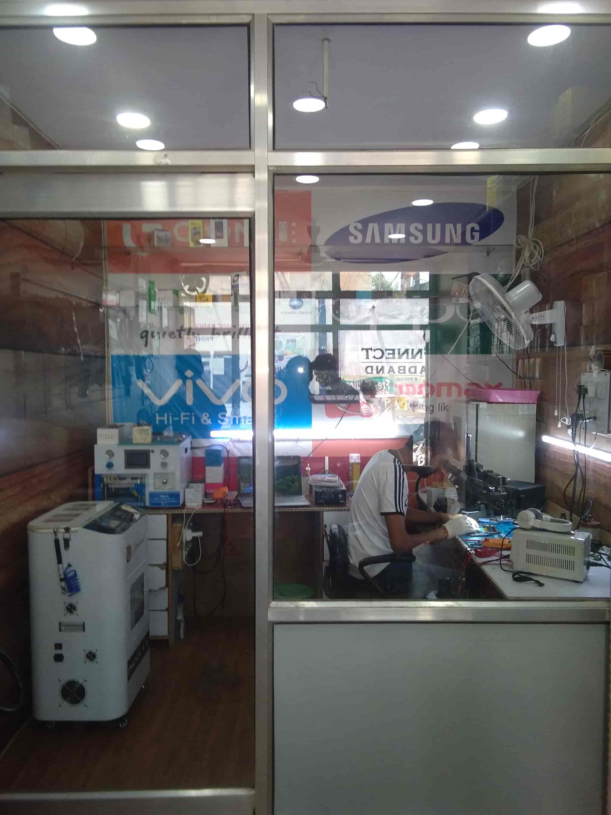 A K Mobile Hub in Ambala Cantt,Ambala Best SonyMobile Phone Dealers