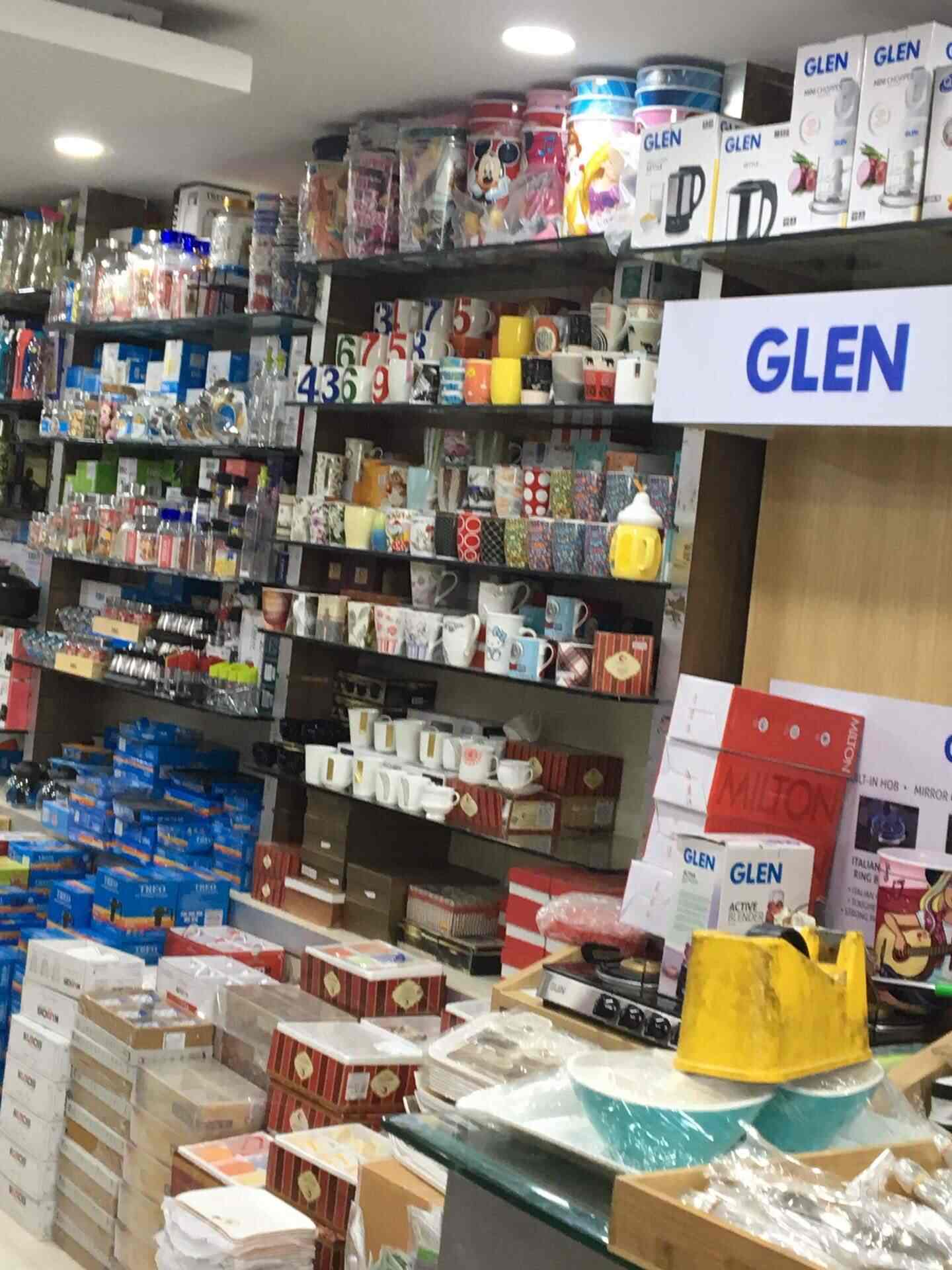 Kitchen World in Mall road Amritsar Best Utensil Dealers in