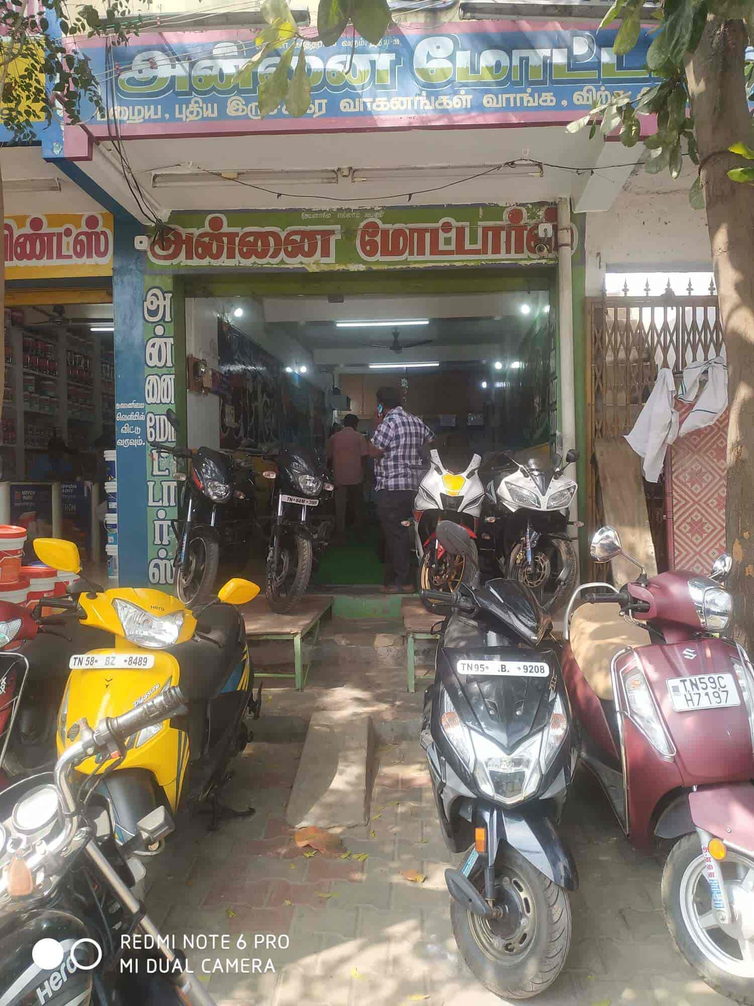 Two wheeler second online hand showroom