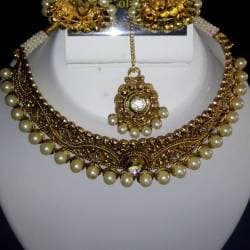 Imitation jewellery shop importers