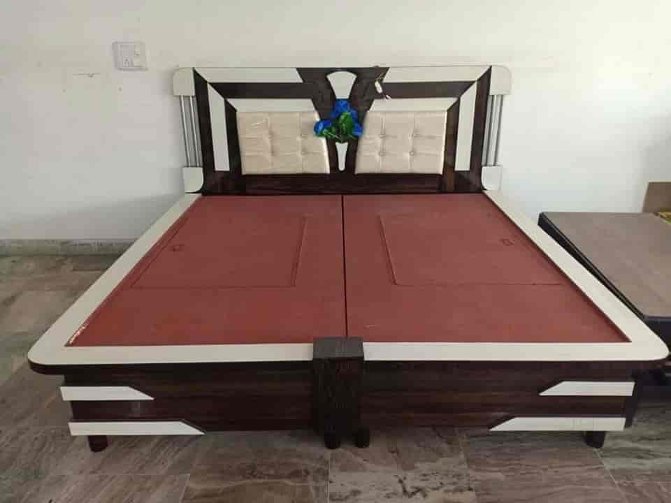Second hand wooden cot hotsell