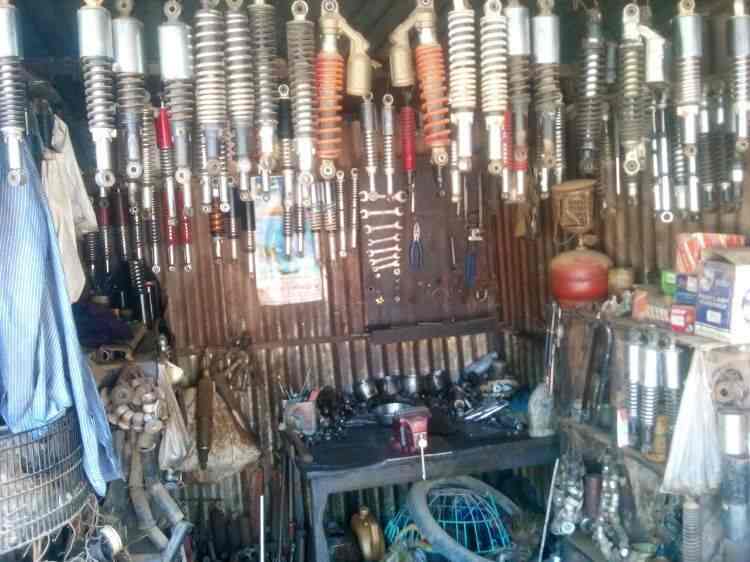 Bike shock absorber repair near me hotsell