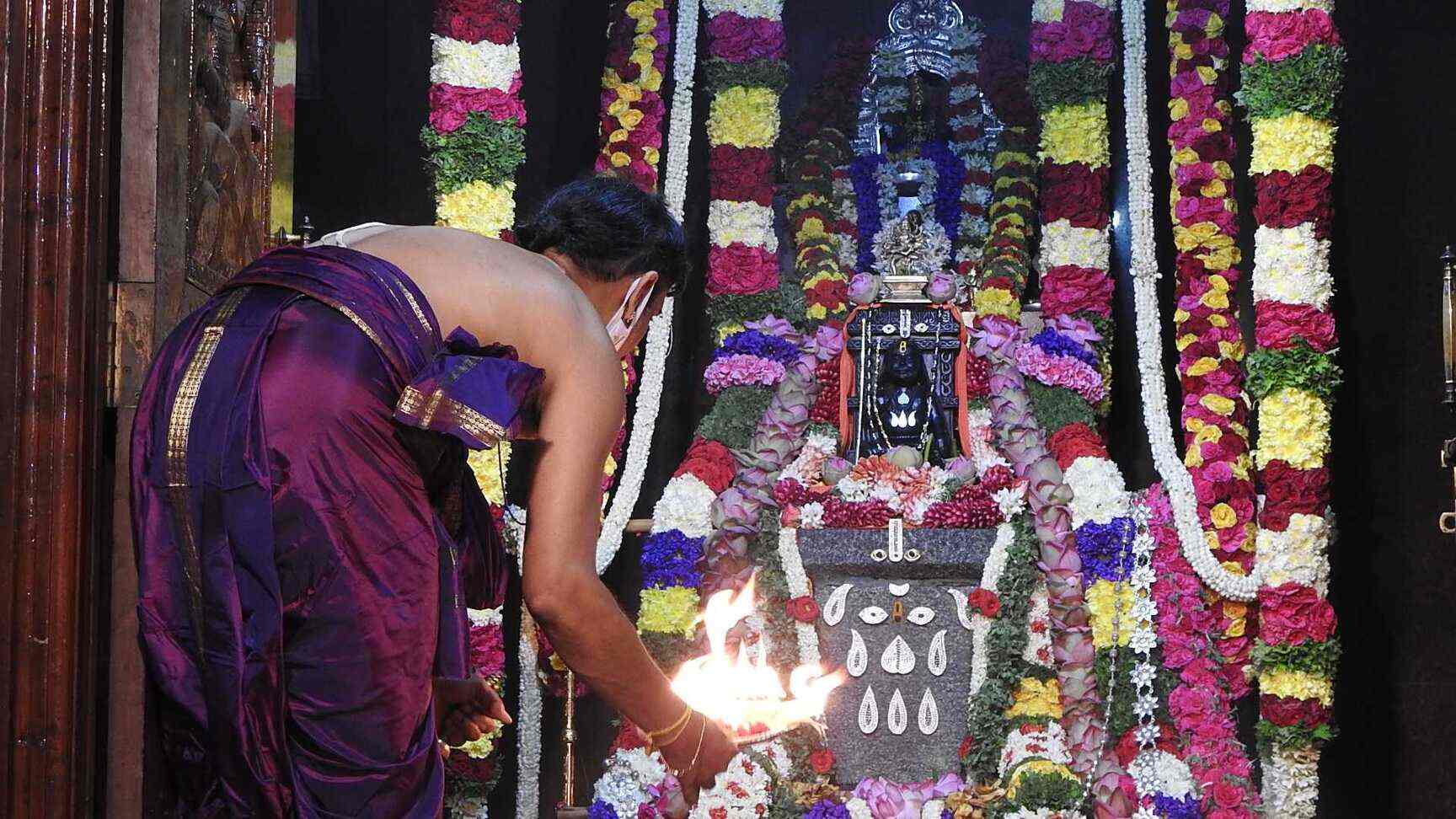Sri Raghavendra Swamy Mutt Photos, Malleswaram, Bangalore- Pictures & Images Gallery - Justdial Sri Raghavendra Swamy Mutt Photos, Malleswaram, Bangalore- Pictures & Images Gallery - Justdial