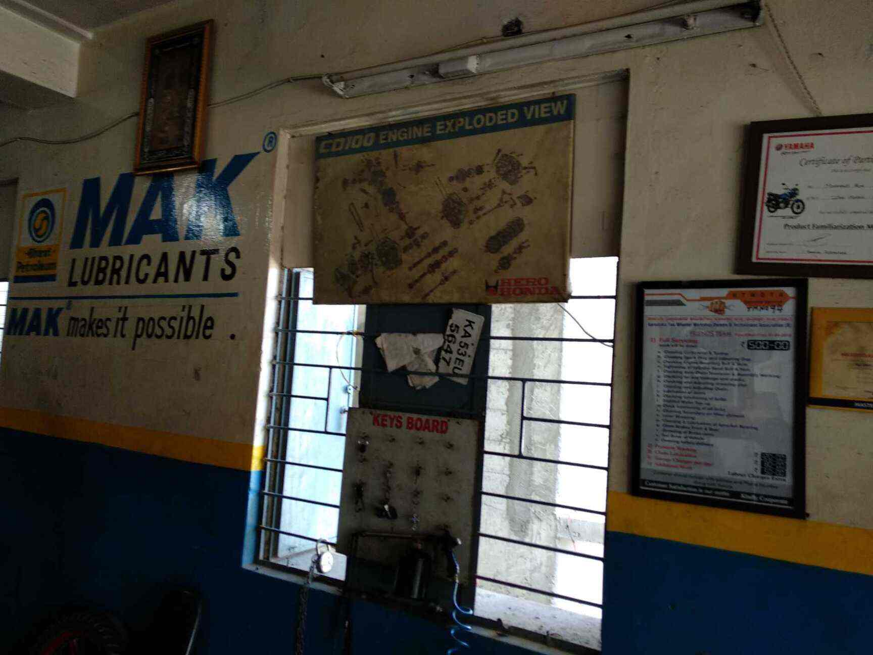 Zam Motors Service Centre in Thambuchetty Palya,Bangalore Best Hero