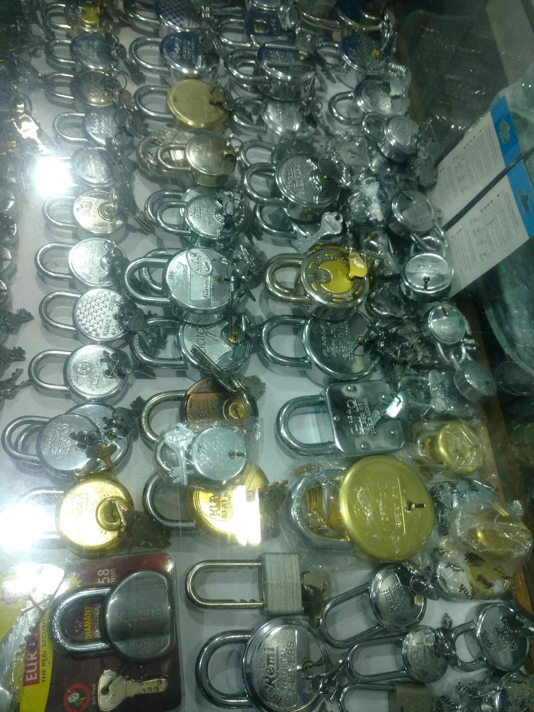 Top duplicate key makers in seshadripuram bangalore best key makers
