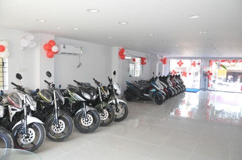 Yamaha on sale showroom koramangala