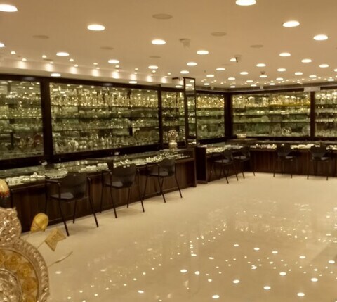 Navrathan jewellers rajajinagar outlet